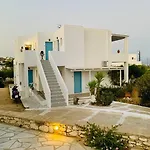 Stavros Apartmanhotel 4*